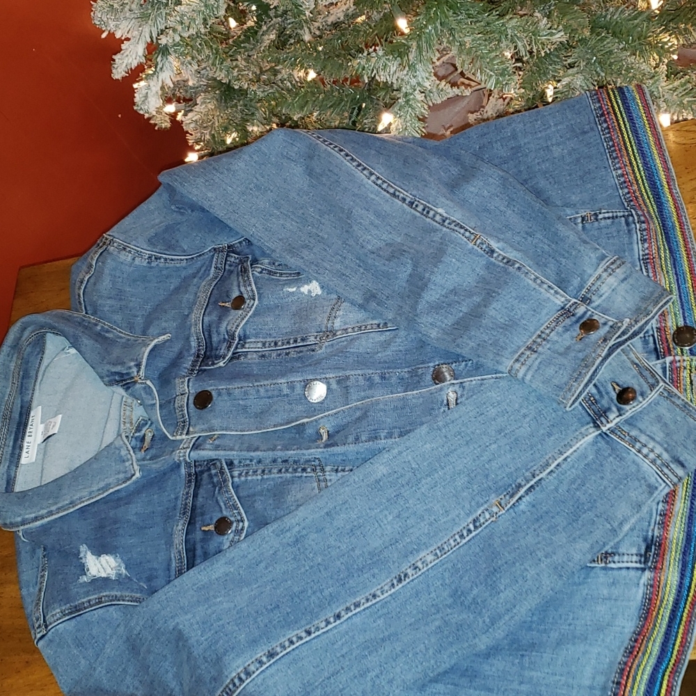 Distressed Jean Jacket 🌈